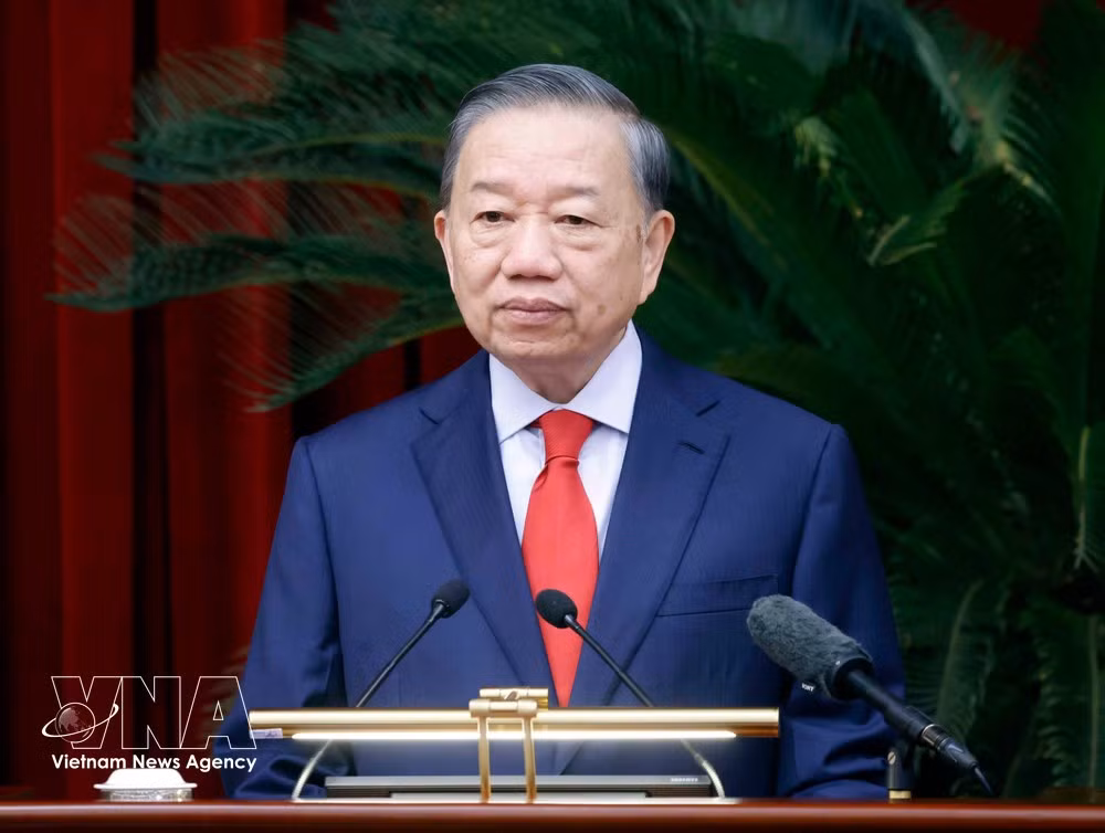 General Secretary of the Communist Party of Vietnam (CPV) Central Committee and President To Lam delivers the opening remarks at the fourth plenum of the 14th Party Central Committee. (Photo: VNA)