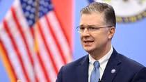 U.S Ambassador was impressed by Vietnam’s proactive leadership in controlling this pandemic