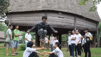Vietnam Museum of Ethnology to entertain children with folk games
