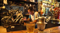 Vietnamese coffee chains ready to take on global giants