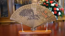 Agarwood hand fans – souvenirs for Senior Officials of APEC 2017