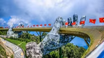 Golden Bridge in Da Nang named world’s new wonders by UK daily