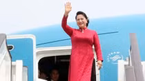 Top legislator arrives in Beijing, continuing official visit to China