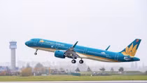 Vietnam Airlines brings home 340 citizens from Pacific region