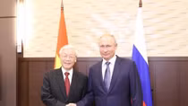 Russia an important, reliable partner of Vietnam: Party leader