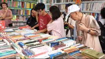 "Hanoi - The City for Peace" book festival opens 