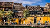 Hoi An welcomes visitors after social distancing 