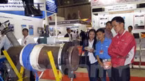 Exhibitions help promote links in support industry