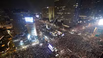 Hundreds of thousands gather in S.Korea for 5th week of protests against Park