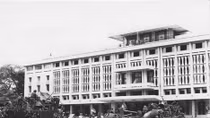 In photo: Liberation Army entering Saigon 