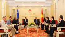 Minister To Lam receives EU Ambassador 