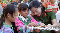People’s Police Academy organizes full moon festival for upland children 