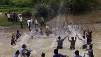 Water splashing festival recognised as national intangible cultural heritage