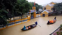 Vietnam braces for tropical storm Son Tinh