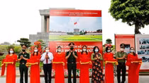 Photo exhibition spotlights President Ho Chi Minh Mausoleum