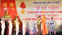Nam Trieu receives First class Labour Order 