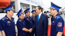 President Tran Dai Quang pays pre-Tet visit to Coast Guard Zone 3