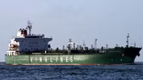Vinalines announces mid-year IPO