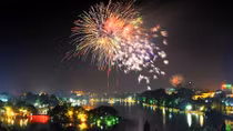 Hanoians to join Tet’s firework party in 31 places 