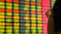 Stocks start week steady after strong quarter, U.S. policies in focus