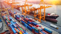 17-billion-USD trade surplus drives Vietnam’s growth