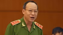 Deputy Minister Le Quy Vuong praises Dak Nong Province Police 