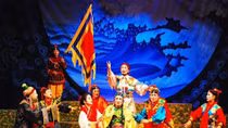 A project to preserve two Vietnamese art traditions