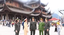 Ha Nam Police strengthen security for Tam Chuc Pagoda Festival 
