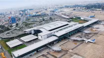 Vietnam Air Force cedes land to choked airports