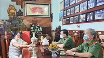 Deputy Minister Le Tan Toi visits families of former leaders of MPS 