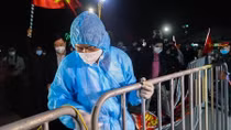 Hai Duong's largest COVID-19 hotspot ends social distancing 