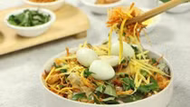 Rice paper salad – A popular street food in Vietnam