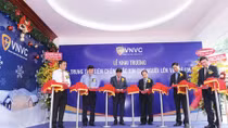 Largest vaccination center in Ho Chi Minh City opens 