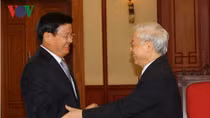 Party leader voices support for Lao’s reform