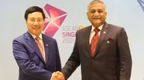 Vietnamese FM meets diplomats of India, Brunei, Philippines