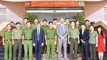 Delegation of US Embassy in Vietnam works with Bac Lieu Police