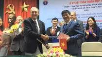 Vietnam and France sign medical research agreement on HIV/AIDS and viral hepatitis