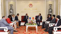 Deputy Minister Nguyen Van Thanh receives Ambassador of the EU to Vietnam