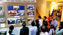 “Revitalization of dead lands” photo exhibition opens in Da Nang 
