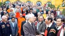 Party, State leader receives outstanding ethnic minority figures