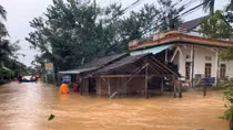 Storm Molave approaches central coastal provinces