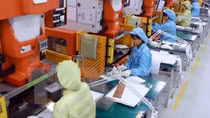 Gov’t issues new rules on foreign workers in Vietnam