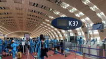 Nearly 280 Vietnamese citizens flown home from France, Morocco, Chile