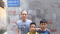 Obsessed by the war, American veteran helps Vietnam