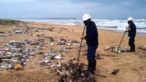 9 tonnes of oil cleaned from Quang Nam beaches