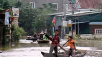 Flooding kills 13 in central region