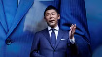 Japan fashion guru Maezawa lands first SpaceX moon flight