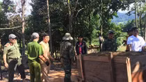 Phuoc Son police support residents in mountainous areas
