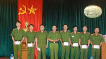 Deputy Minister of Public Security praises 8 brave policemen 