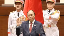 Leaders of countries, WEF congratulate new leaders of Vietnam